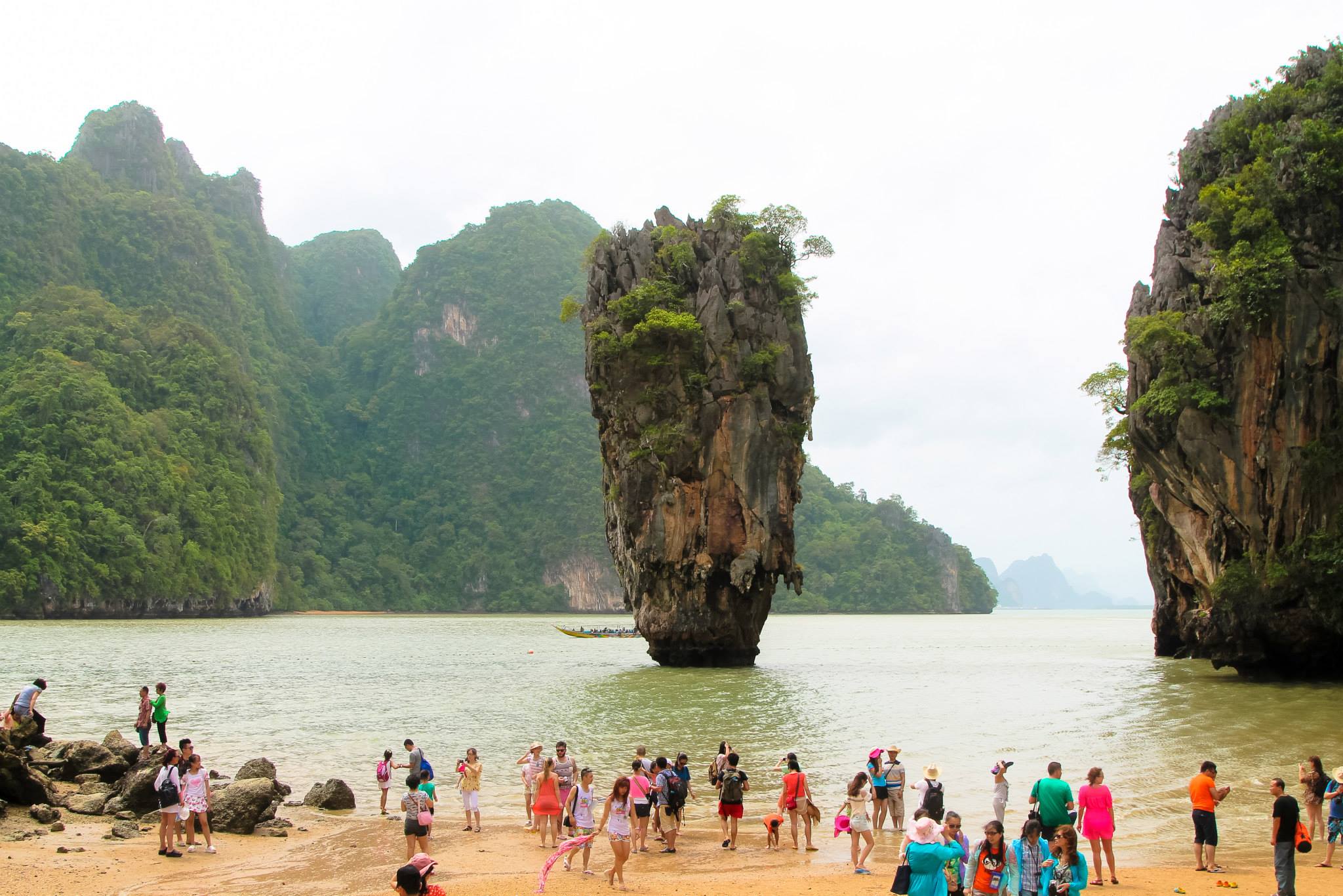 james bond island