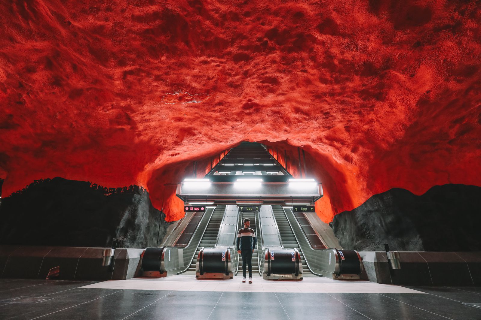 stockholm metro art
