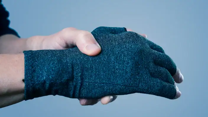 best compression gloves
