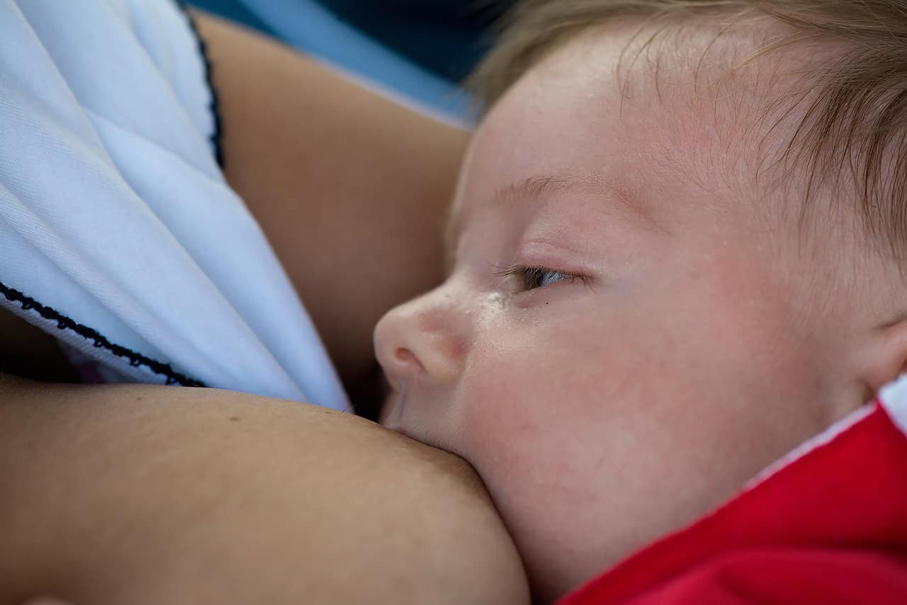 common breastfeeding mistakes