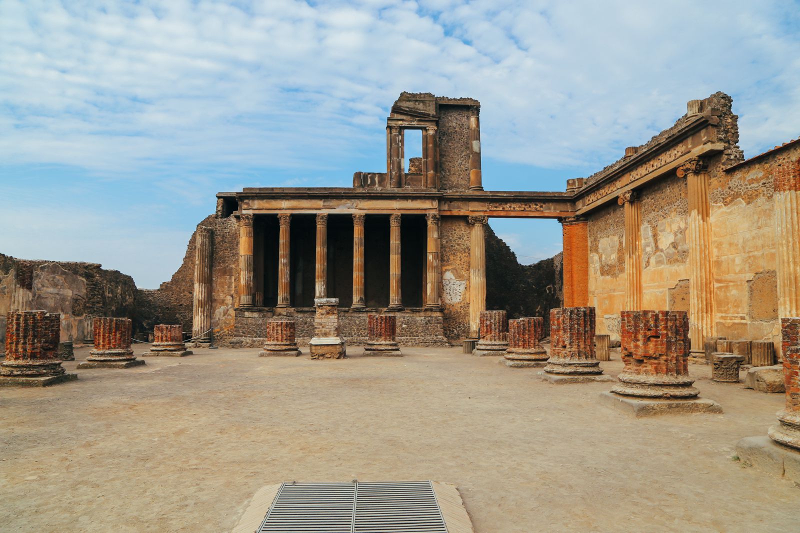 guide visiting ancient