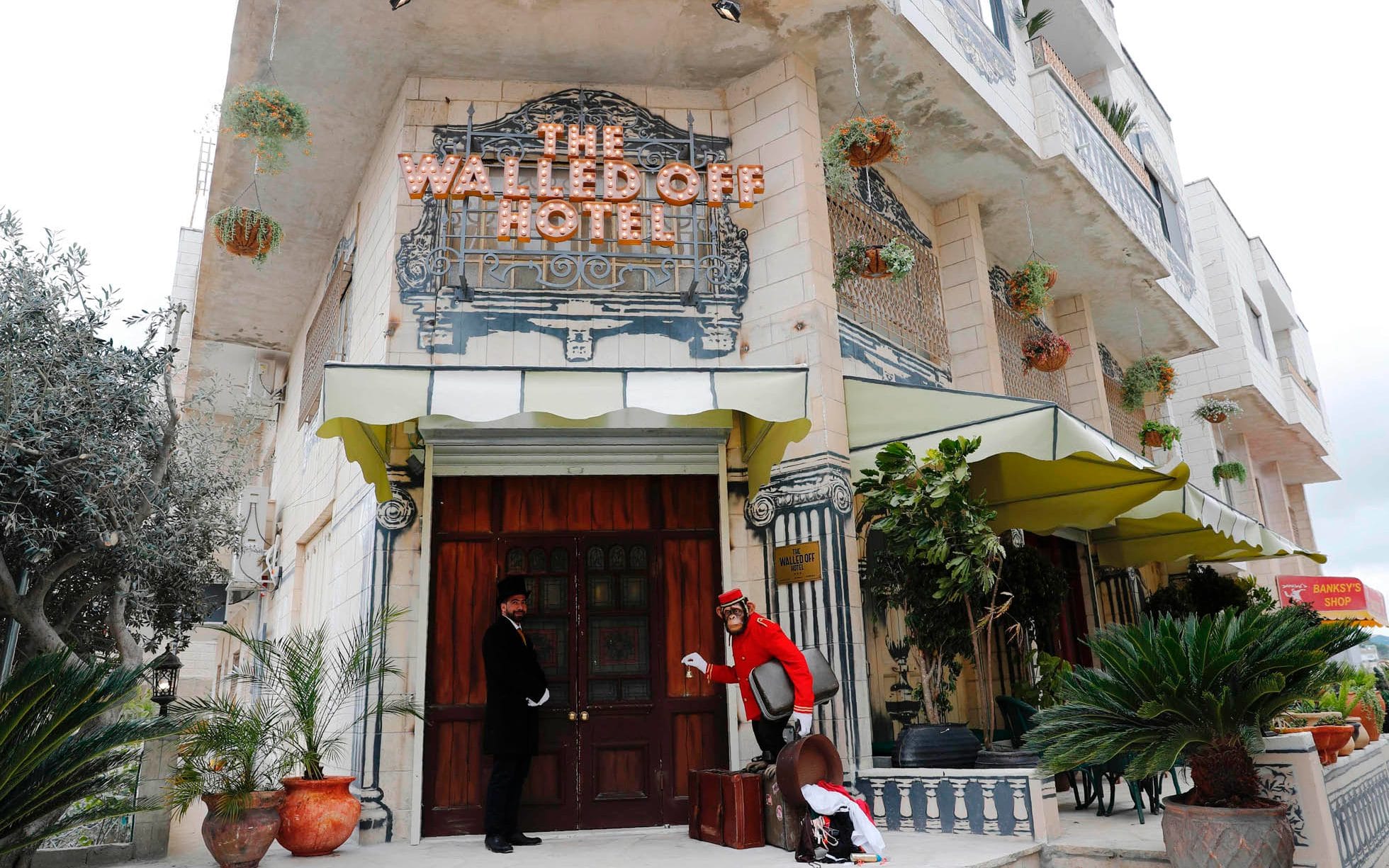 visit banksy hotel