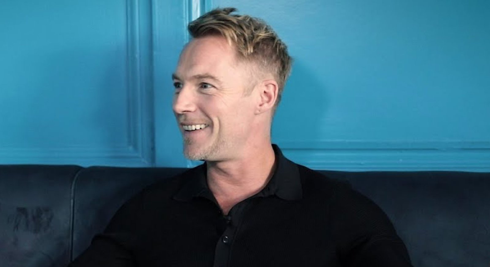 ronan keating stuns