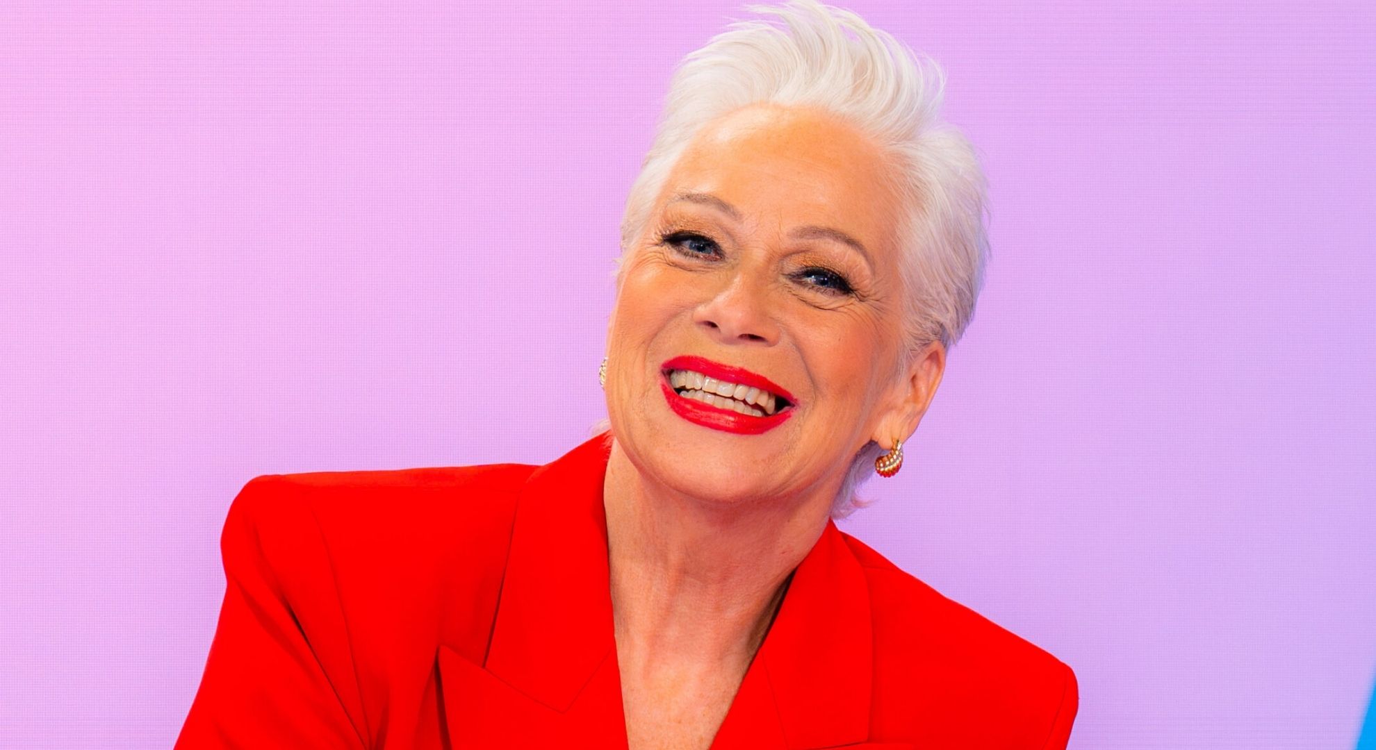 denise welch stuns