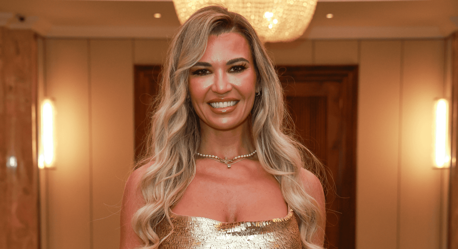 christine mcguinness looks