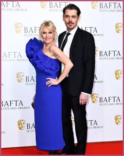 ashley jensen secretly