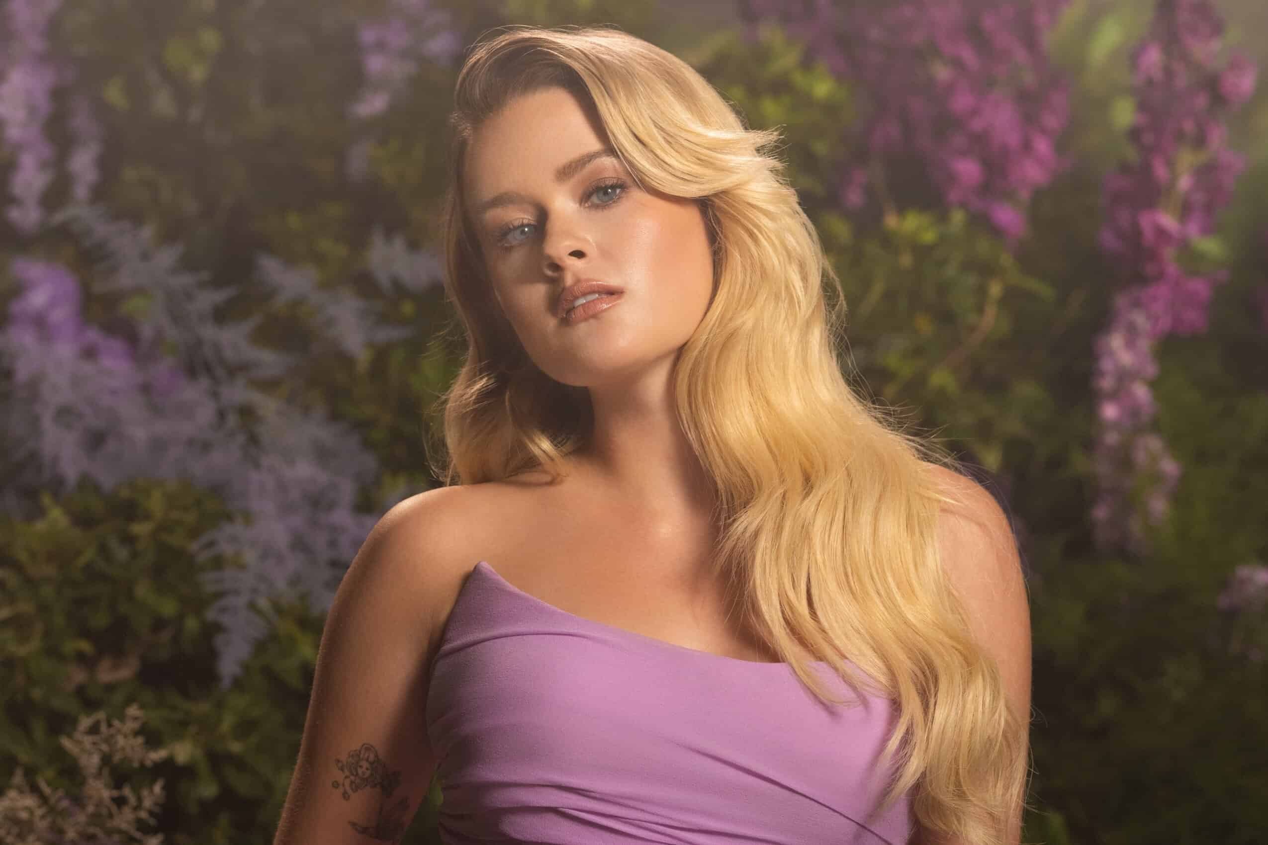 ava phillippe blossoming