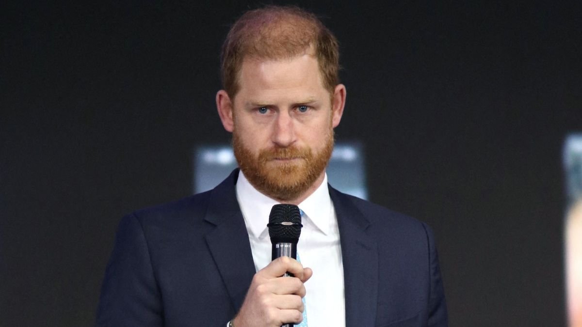 prince harry embarrass