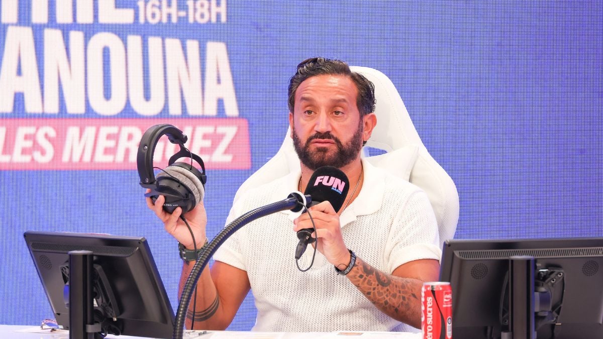 cyril hanouna met