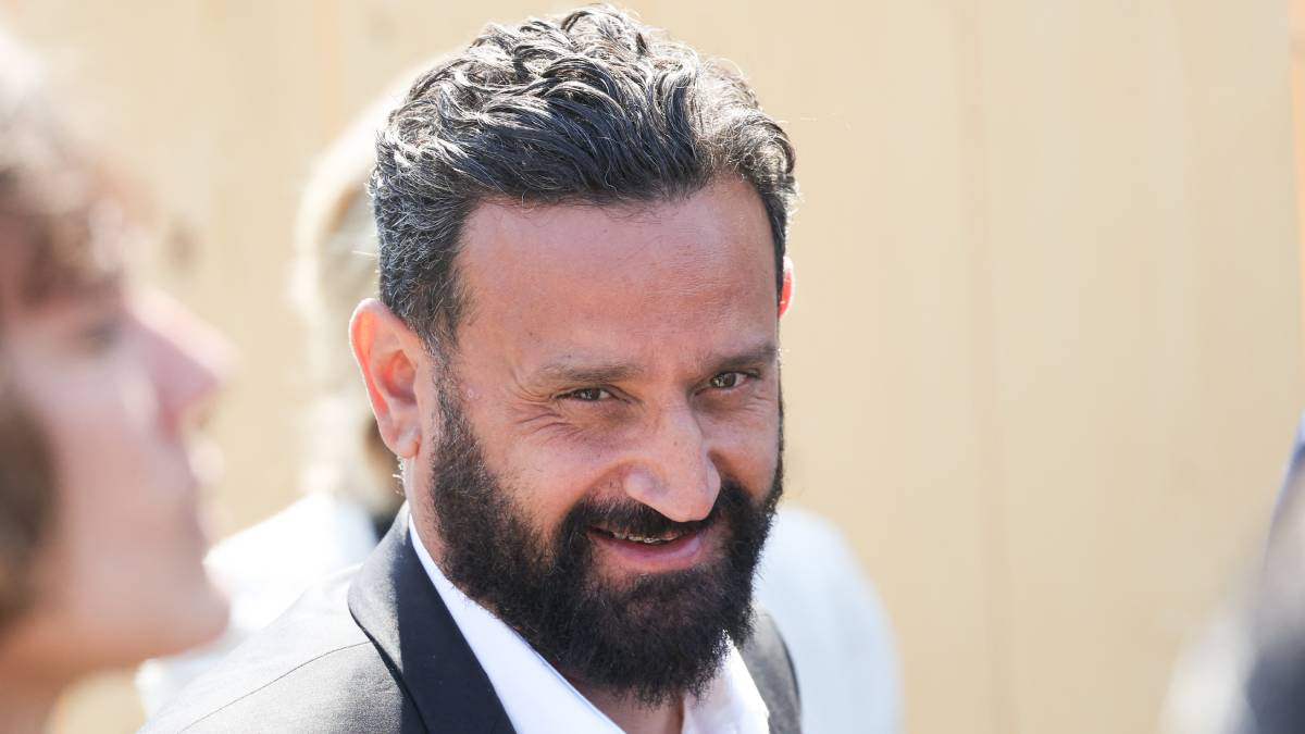 cyril hanouna arrive