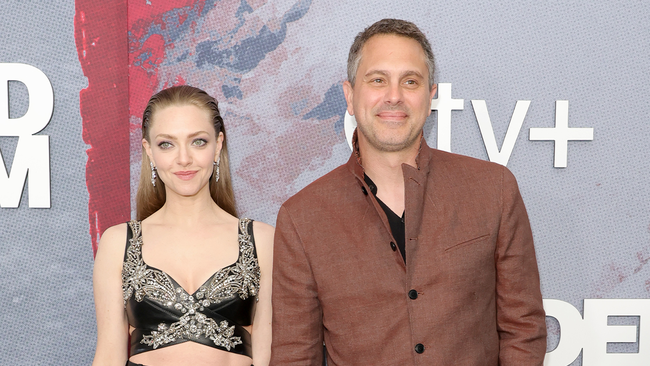 amanda seyfried splits