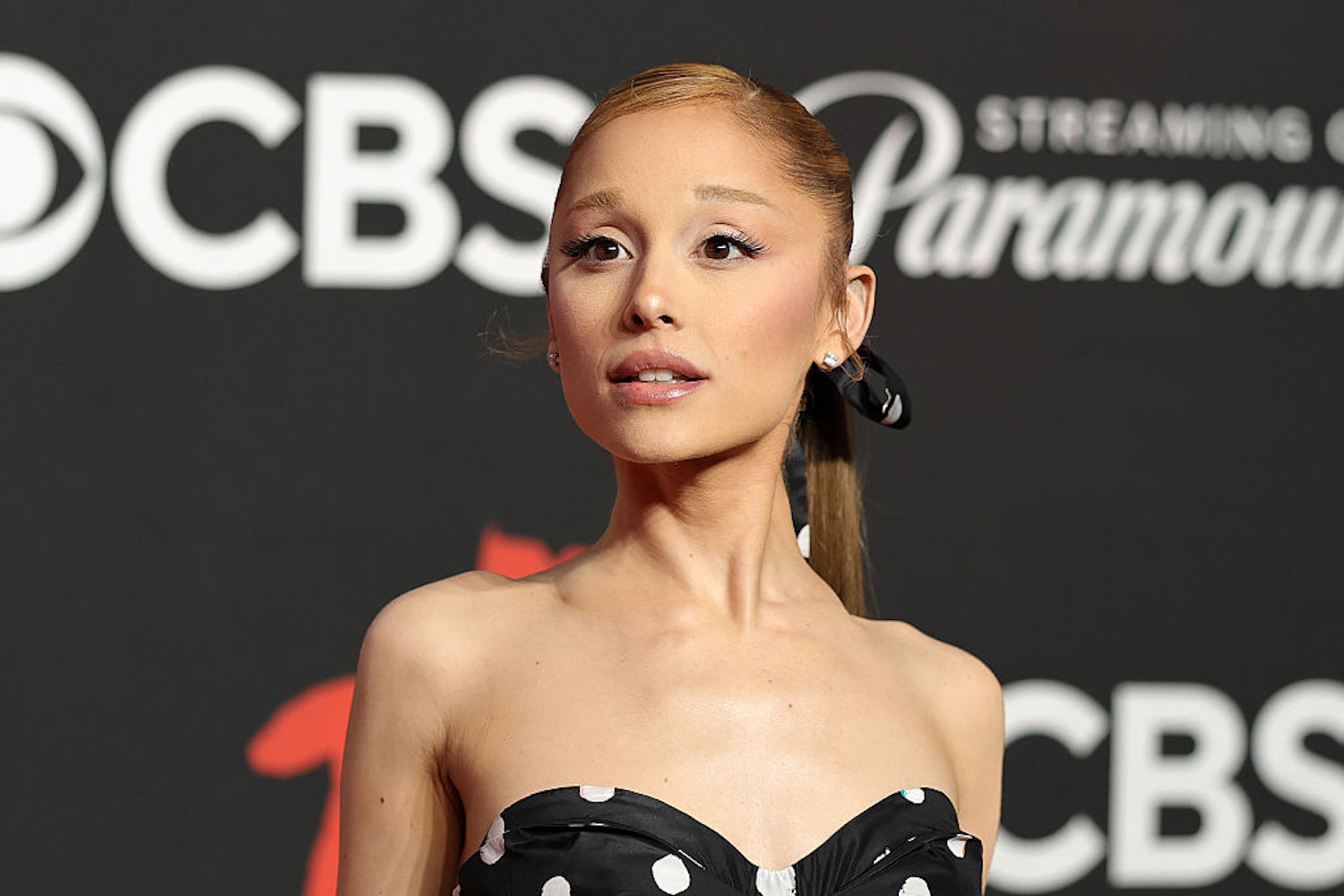 ariana grande reveals