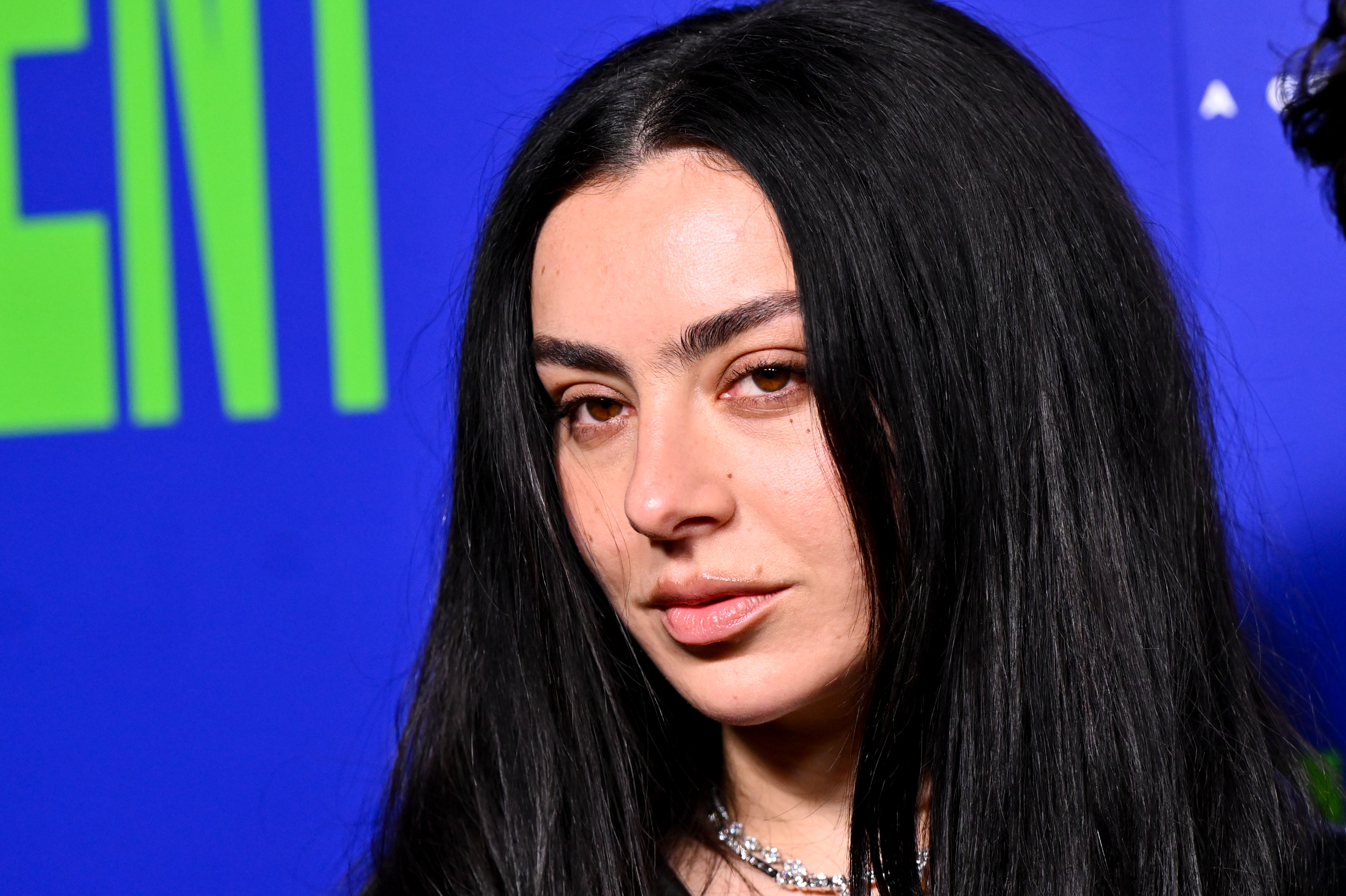 charli xcx makes