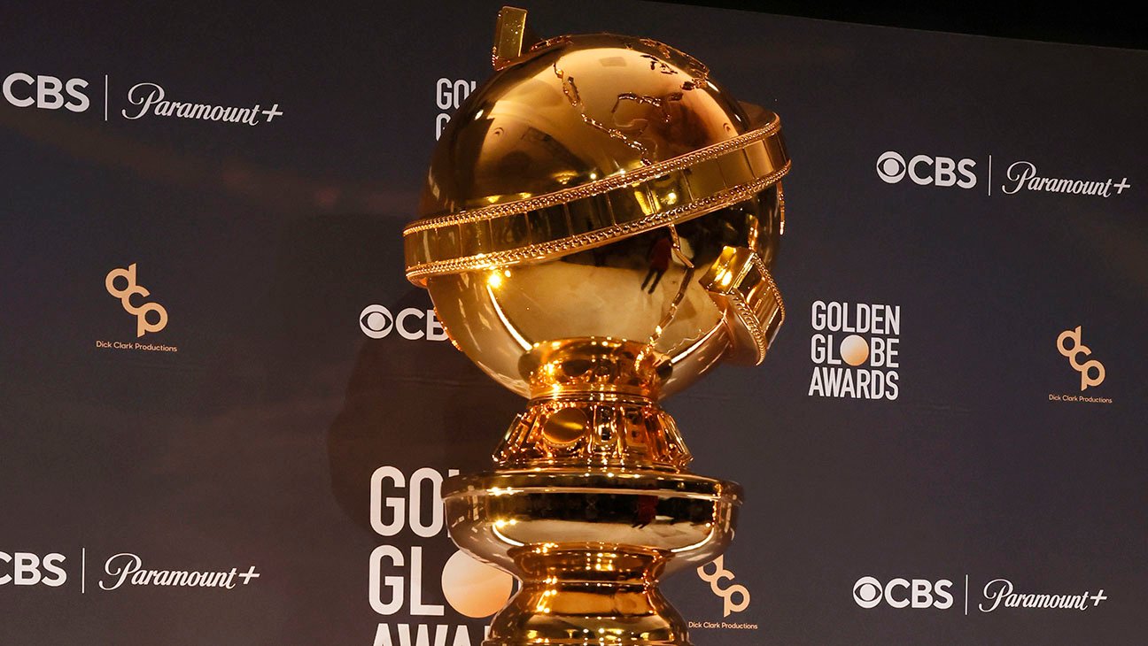 messy golden globes