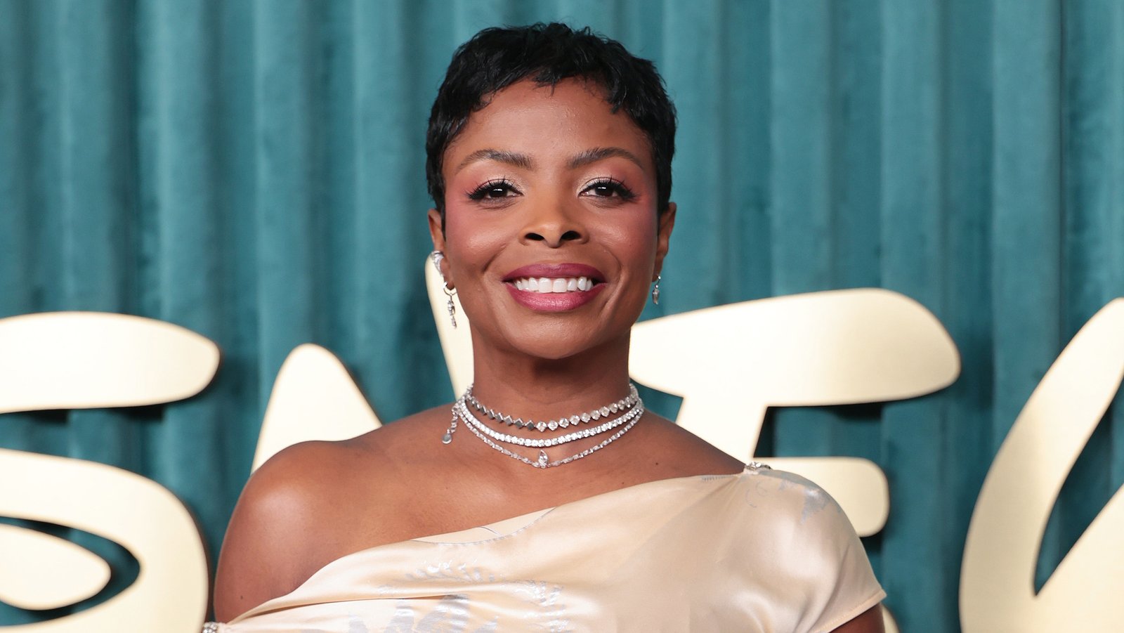 janelle james host