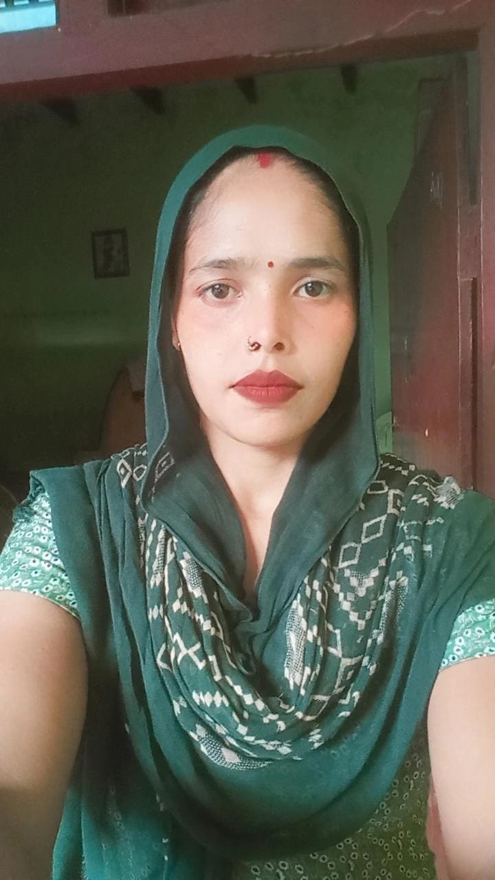 सात माह की गर्भवती महिला के पेट पर लात मारने का आरोप, हालत गंभीर, पीड़ित परिवार बोला- दबंगों के डर से पुलिस नहीं दर्ज कर रही एफआईआर