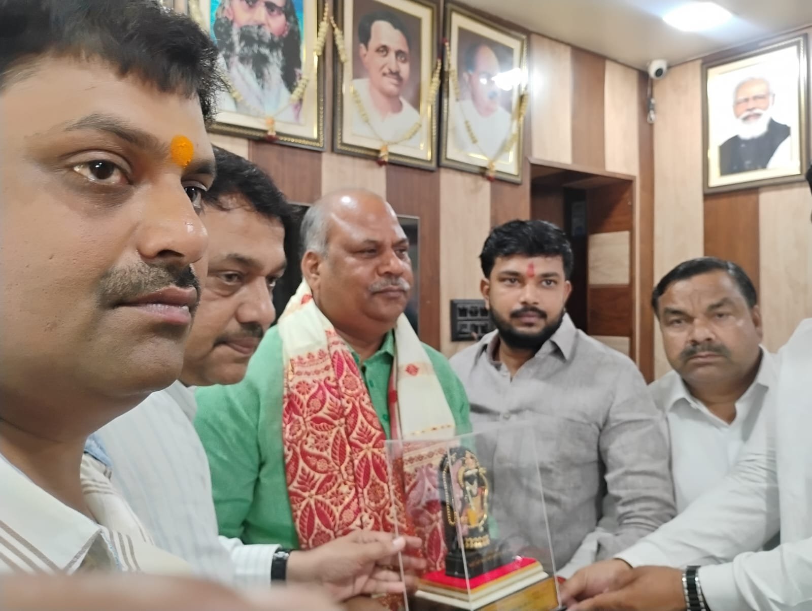 प्रधानमंत्री के मन की बात को सुनी