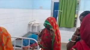 महोबा में विषाख्त भोजन के सेवन से 50 से अधिक बीमार