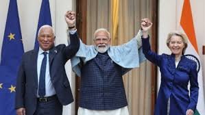 ट्रंप की टैरिफ राजनीति से बदली वैश्विक धुरी
