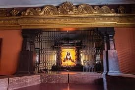 कनकना किंडी: उडुपी मंदिर की रहस्यमयी खिड़की से दर्शन