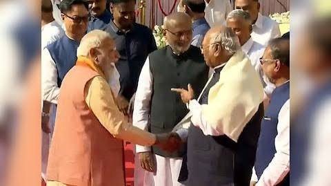 मोदी नहीं अब सिर्फ योगी बचाएंगे हिन्दुत्व