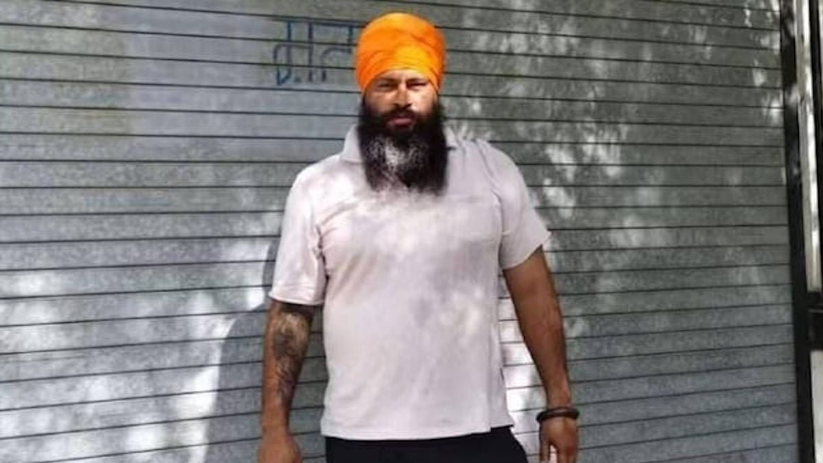 परविंदर सिंह झोटा हत्याकांड: मानसा में झाड़ू फूंक प्रदर्शन में नजर आई लोगों की नाराजगी…