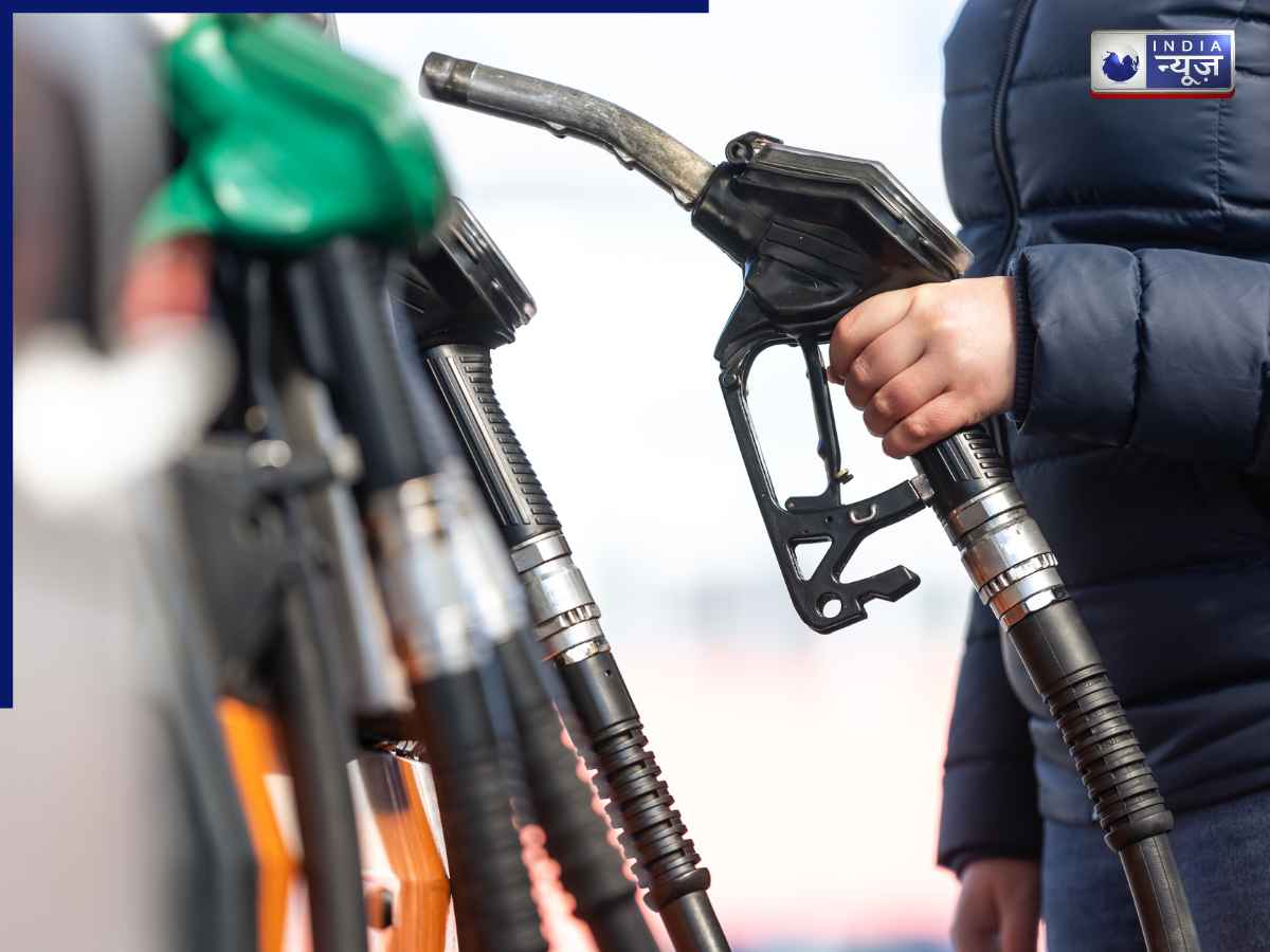 Petrol-Diesel Price Today: 6 अक्टूबर को पेट्रोल-डीजल के नए रेट जारी! कहीं बढ़े दाम तो कहीं राहत, देखें पूरी लिस्ट