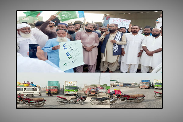 سکھر: جماعت اسلامی سندھ کے رہنما مولانا حزب اللہ جکھرو ببرلو بائی پاس پر دھرنے سے خطاب کررہے ہیں