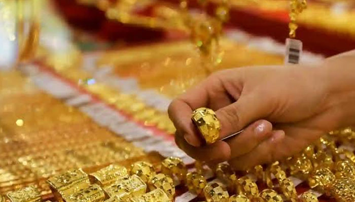 پاکستان میں سونا ایک ہزار روپے فی تولہ سستا ہوگیا