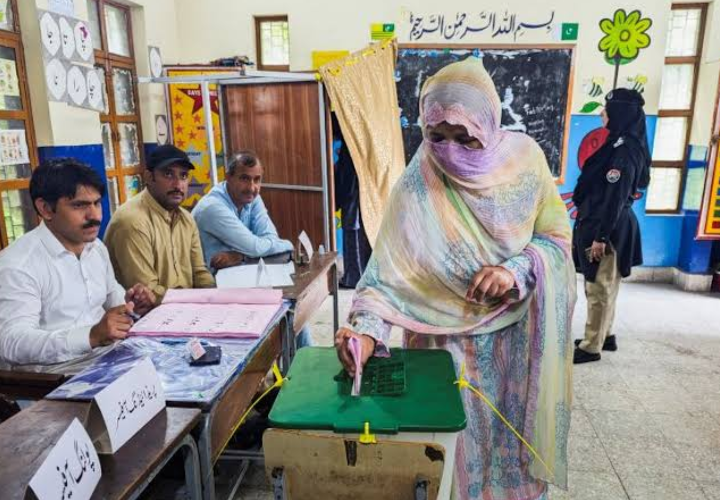 آزاد کشمیر: تیسرے مرحلے کے انتخابی شیڈول میں تبدیلی، پونچھ اور سدھنوتی کے انتخابات ملتوی