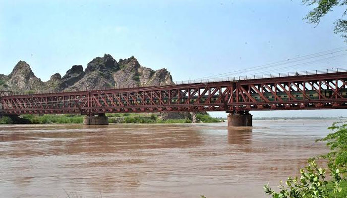 بھارت سے پاکستان