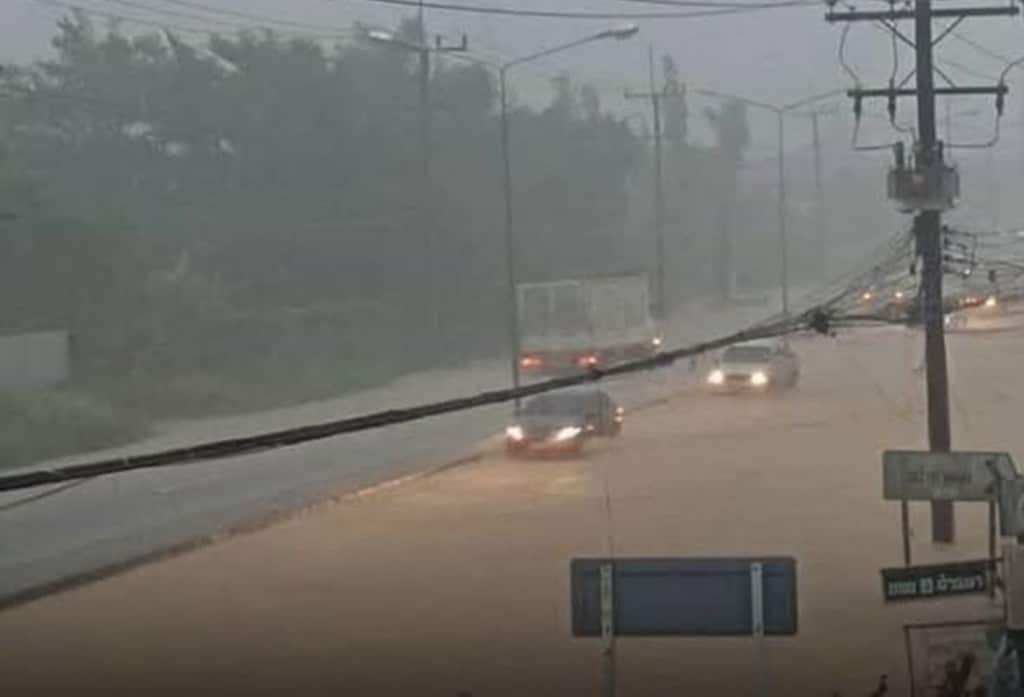 flash floods hit
