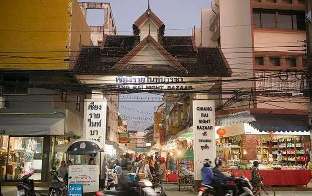 night market chiang