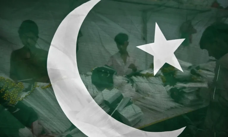 pakistan turns leaders