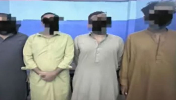 nadra officials arrested