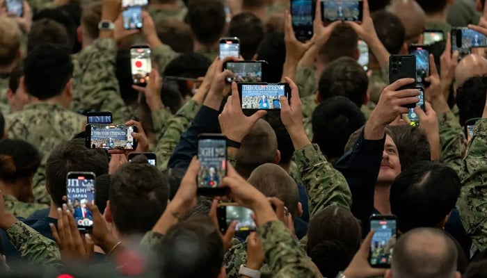 commander warns troops