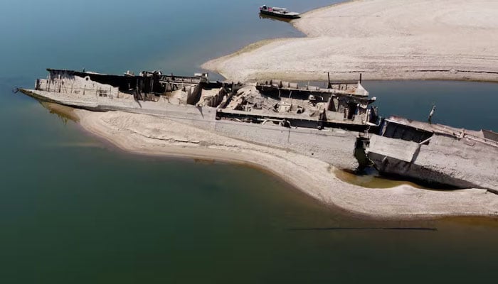 drought reveals naziera