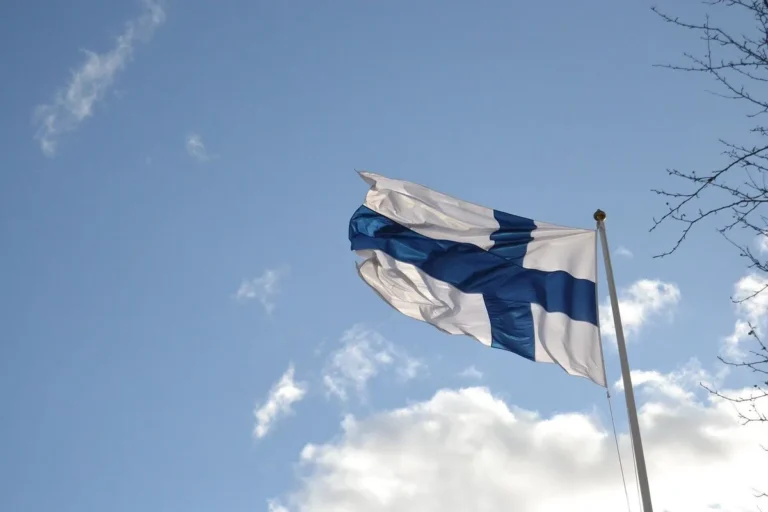 finland restricts sea