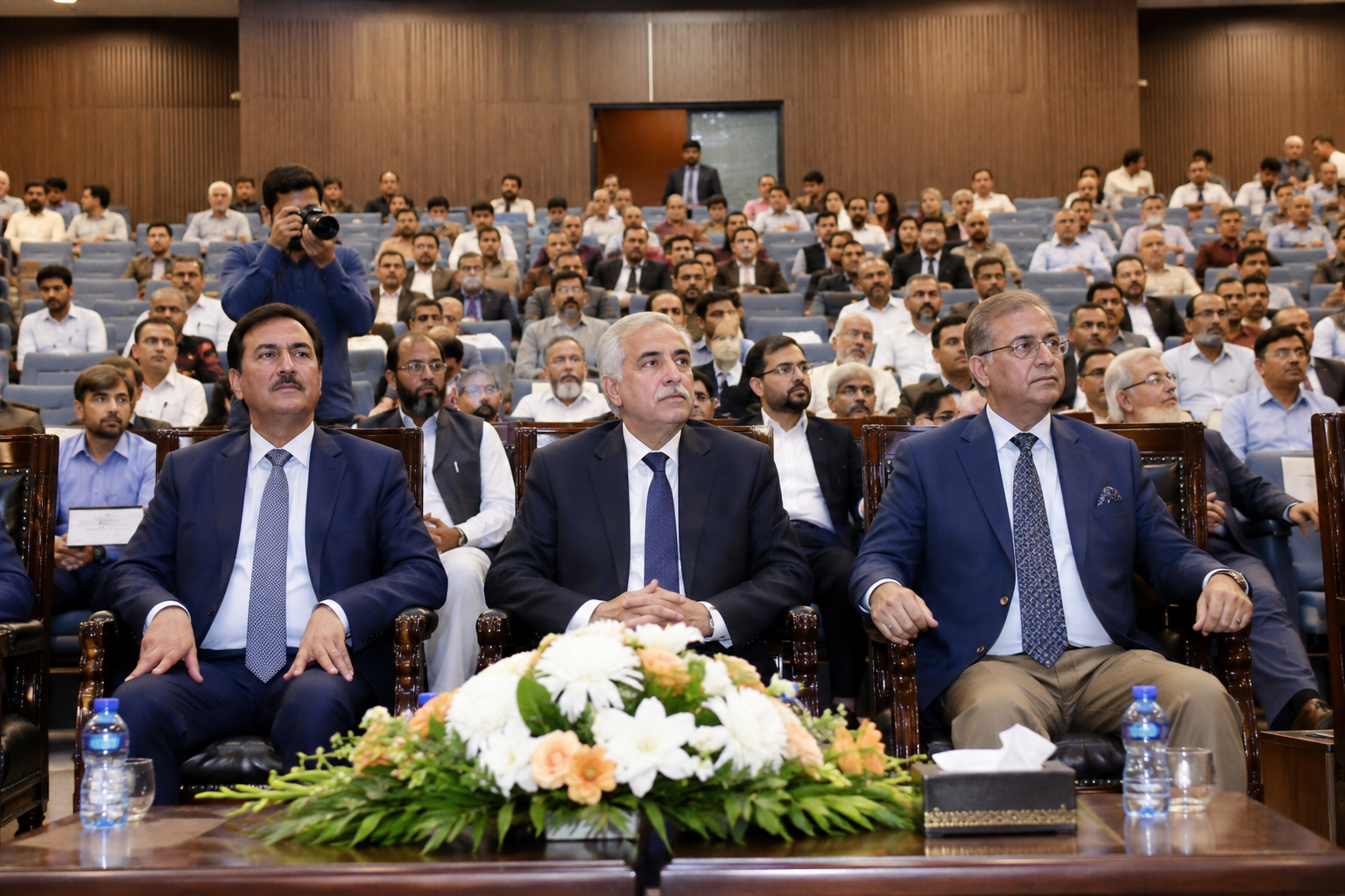 uet hosts hec
