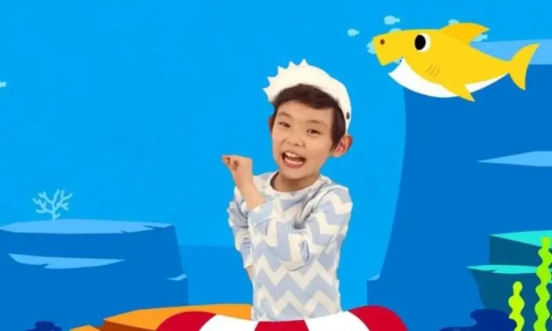 baby shark star