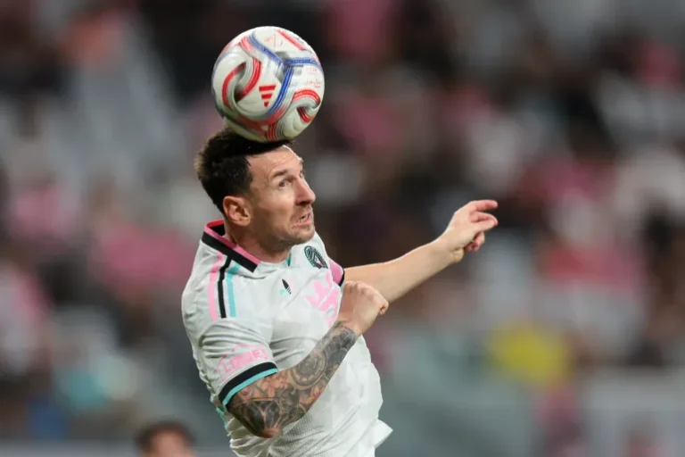 messi returns inter