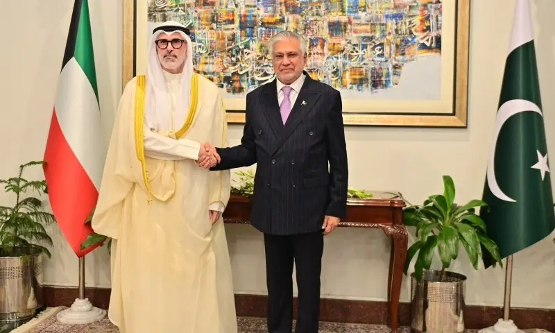 ishaq dar kuwait