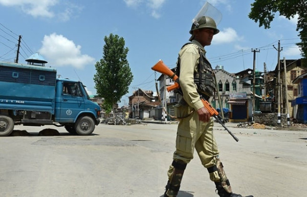 kashmir marks black
