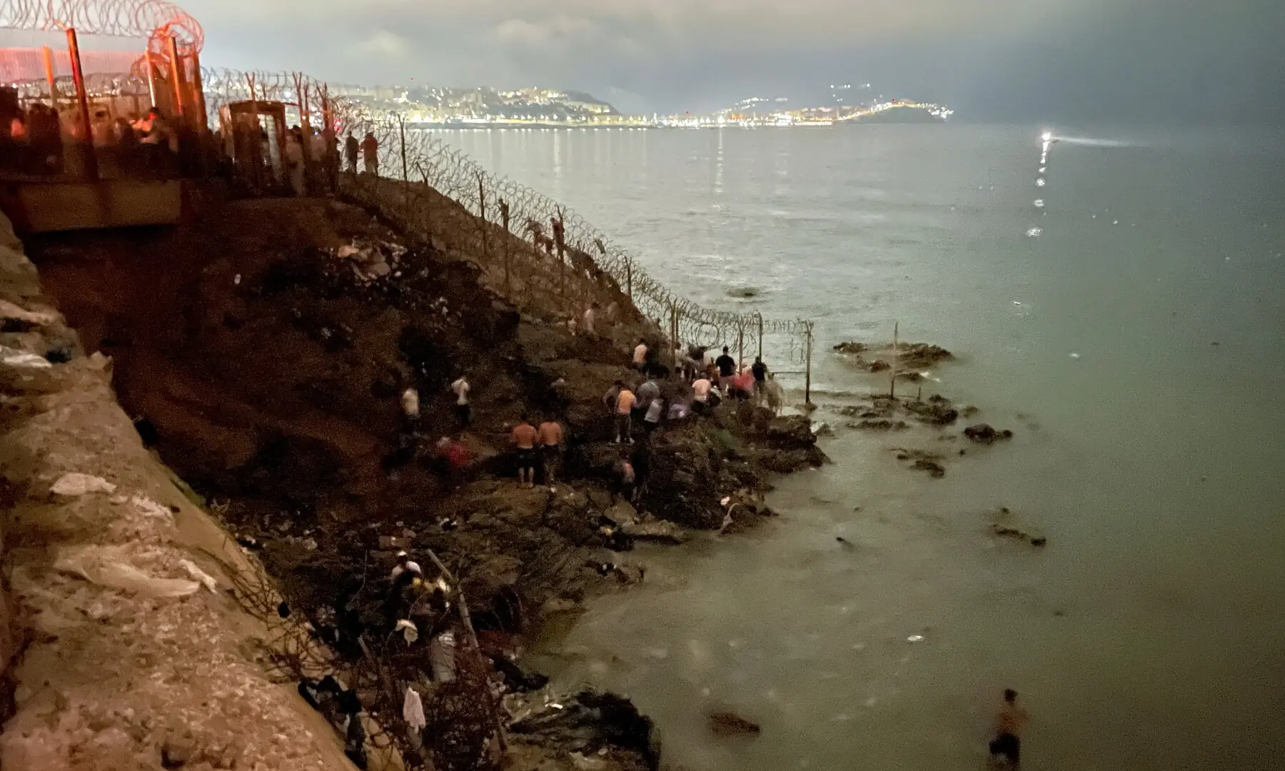 thousands storm spain8217s