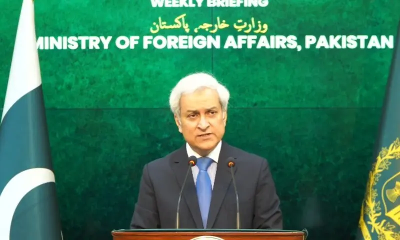 pakistan pushes renewed