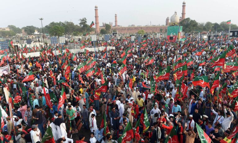 political crisis pakistan
