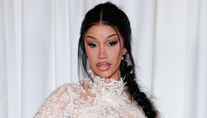 cardi sets record