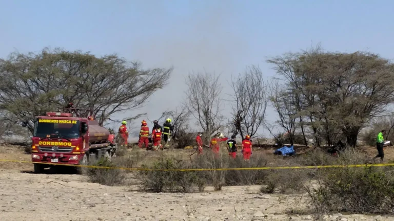 tourist plane crash