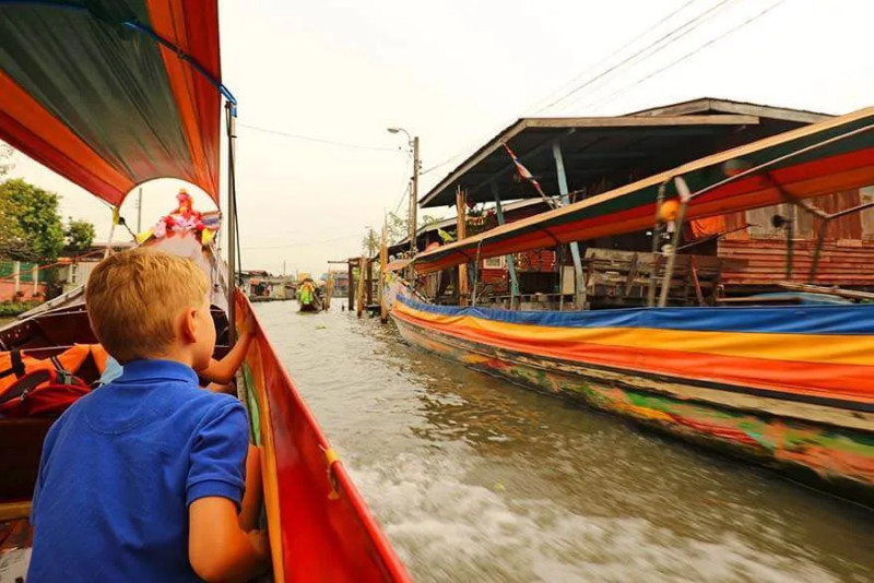 explore bangkoks waterways