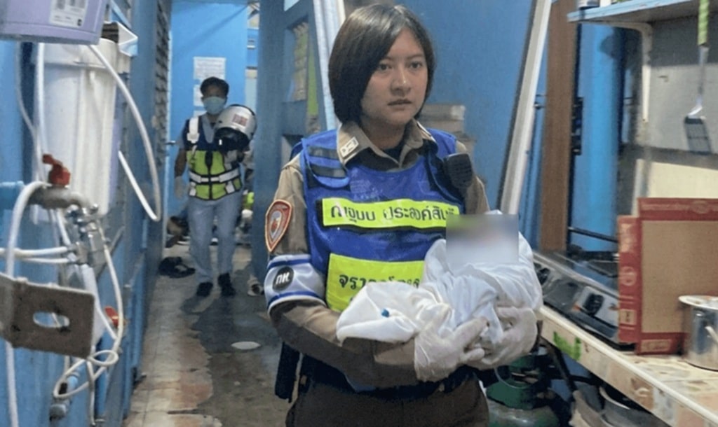 police woman bangkok